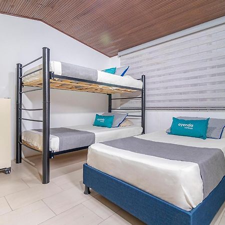 Ayenda Hostal El Tocororo Богота Экстерьер фото
