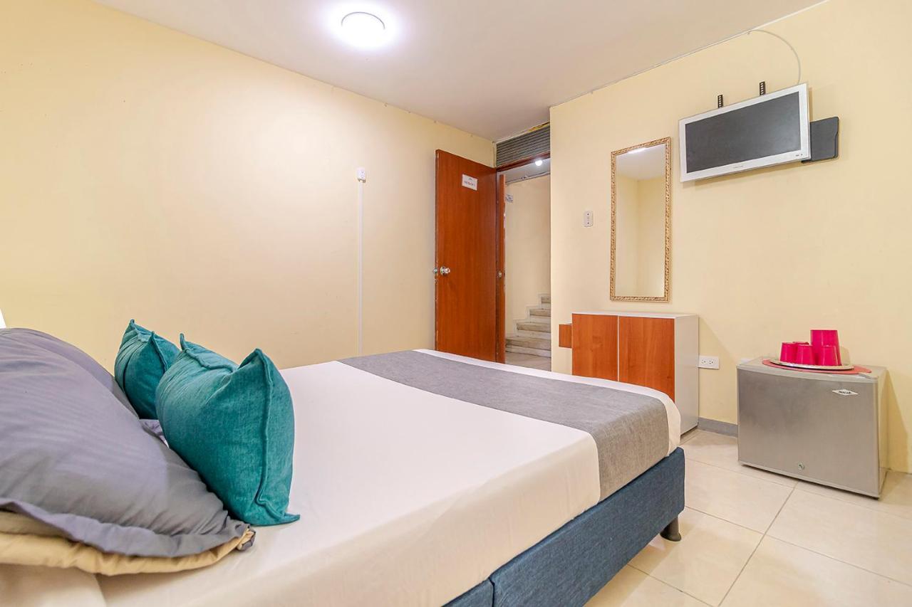 Ayenda Hostal El Tocororo Богота Экстерьер фото
